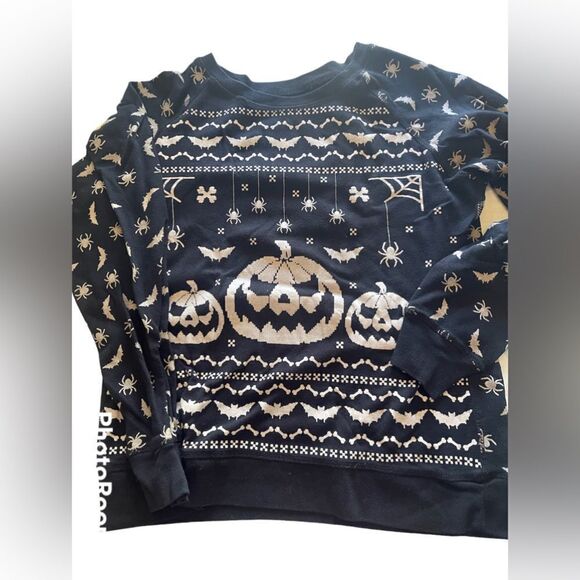 Goth Bat Pumpkin Long Sleeve - Picture 1 of 4